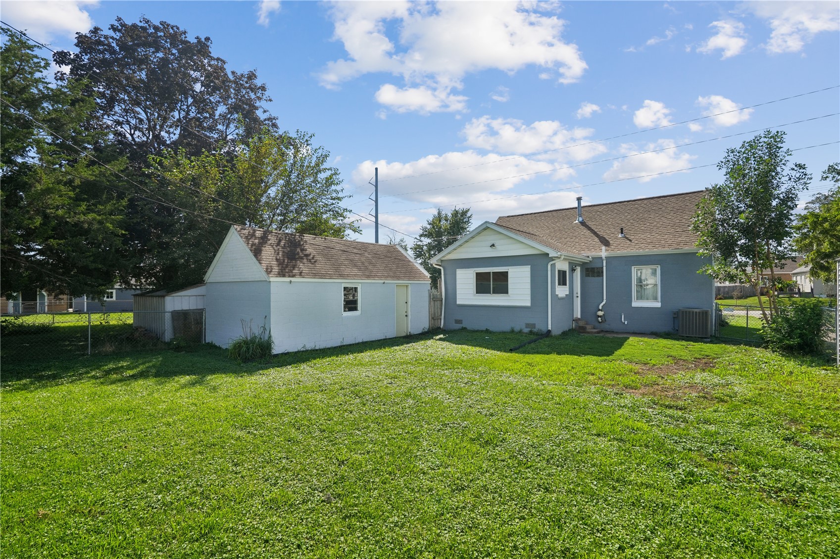 141 18th Street SW Cedar Rapids IA 52404