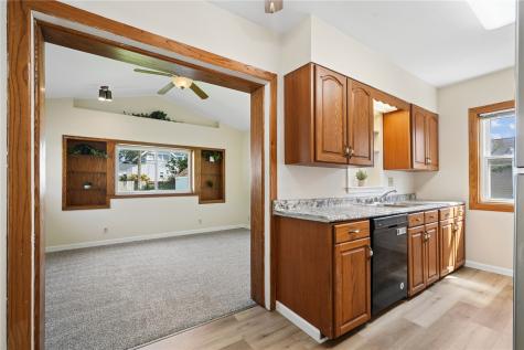 141 18th Street SW Cedar Rapids IA 52404