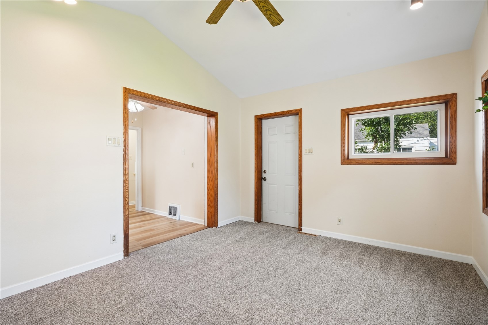 141 18th Street SW Cedar Rapids IA 52404