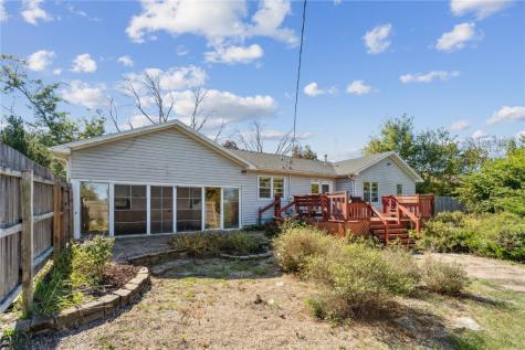 714 NE Blairs Ferry Cedar Rapids IA 52402