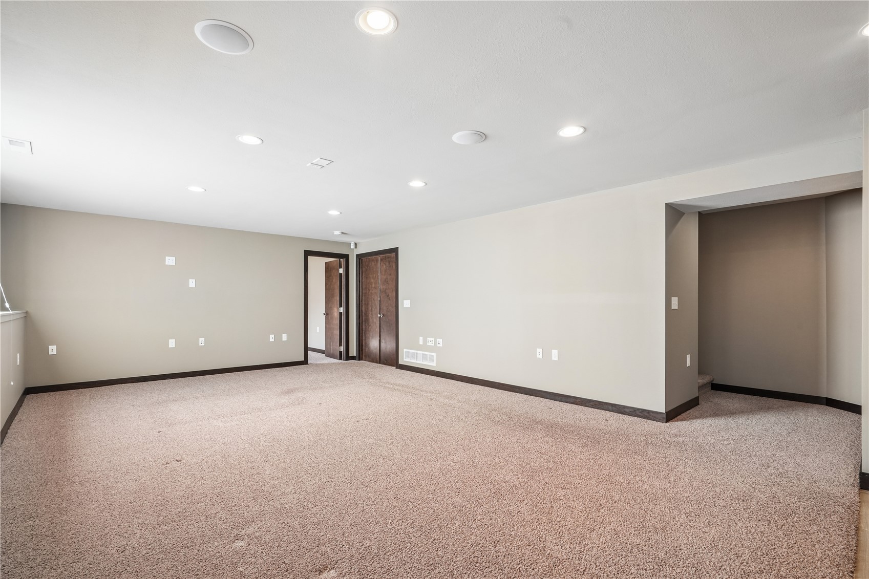 5823 Smithland Drive Marion IA 52302