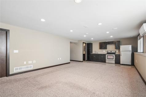 5823 Smithland Drive Marion IA 52302