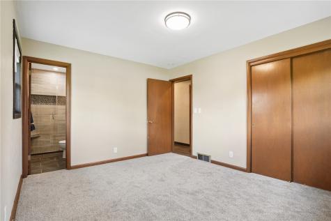 119 La Salle Drive SW Cedar Rapids IA 52404