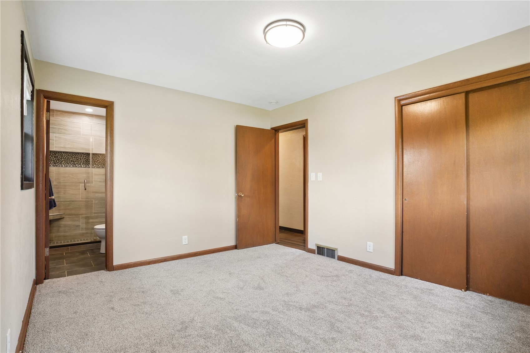 119 La Salle Drive SW Cedar Rapids IA 52404