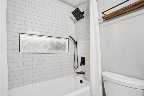 119 La Salle Drive SW Cedar Rapids IA 52404