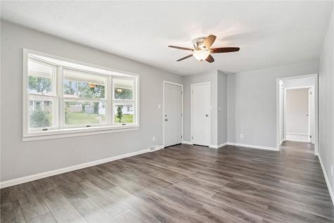 2417 Illinois Street SW Cedar Rapids IA 52404