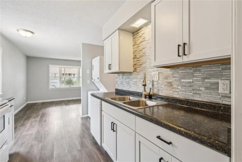 2417 Illinois Street SW Cedar Rapids IA 52404
