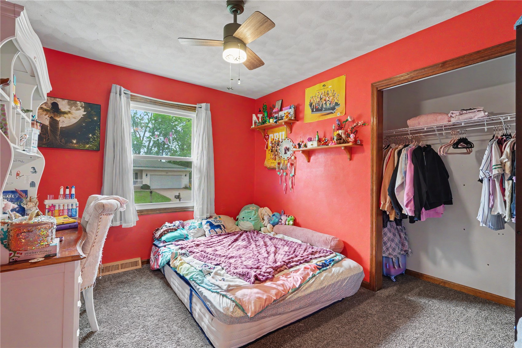 1304 Grande Avenue Center Point IA 52213