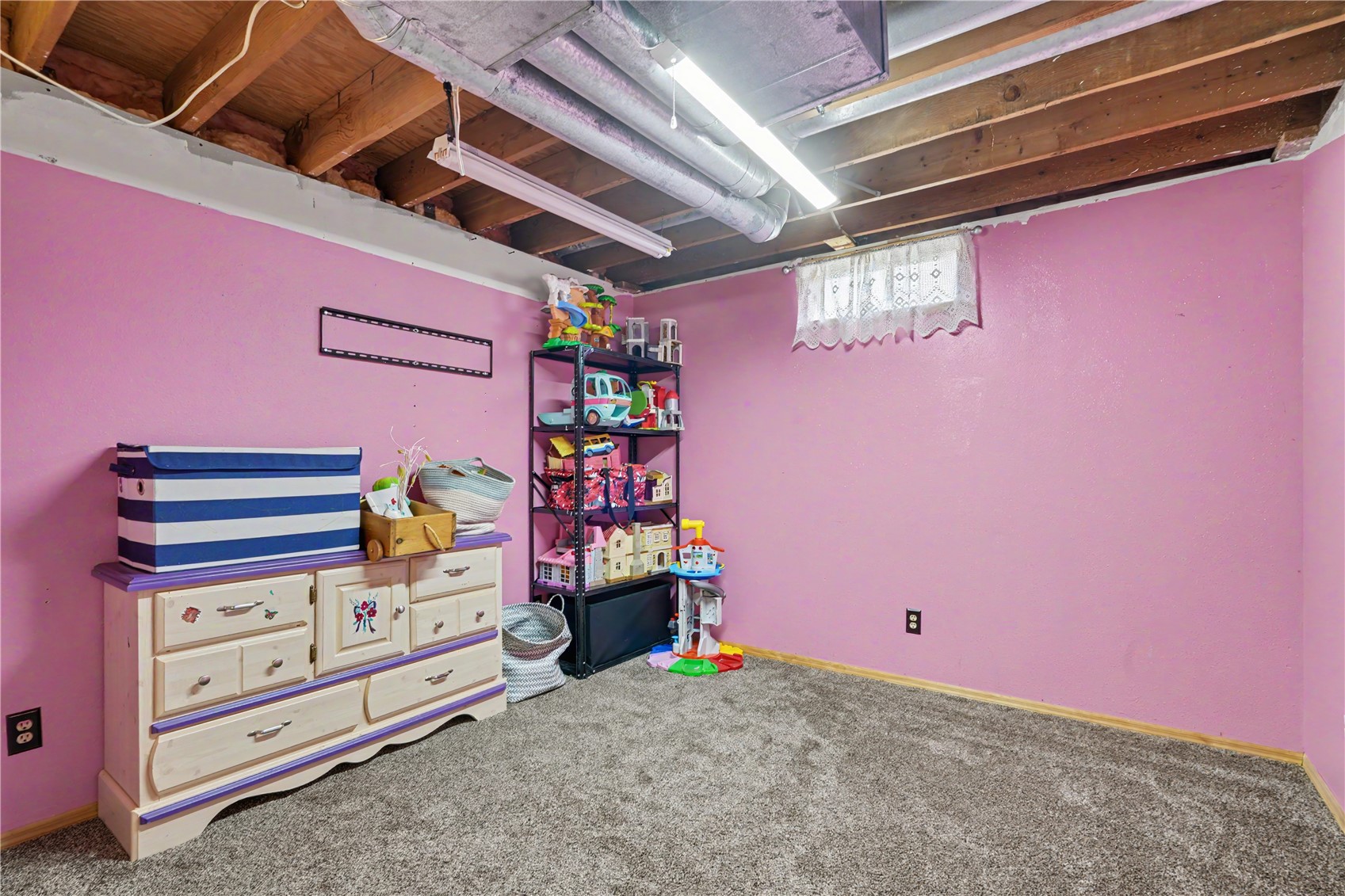 1304 Grande Avenue Center Point IA 52213