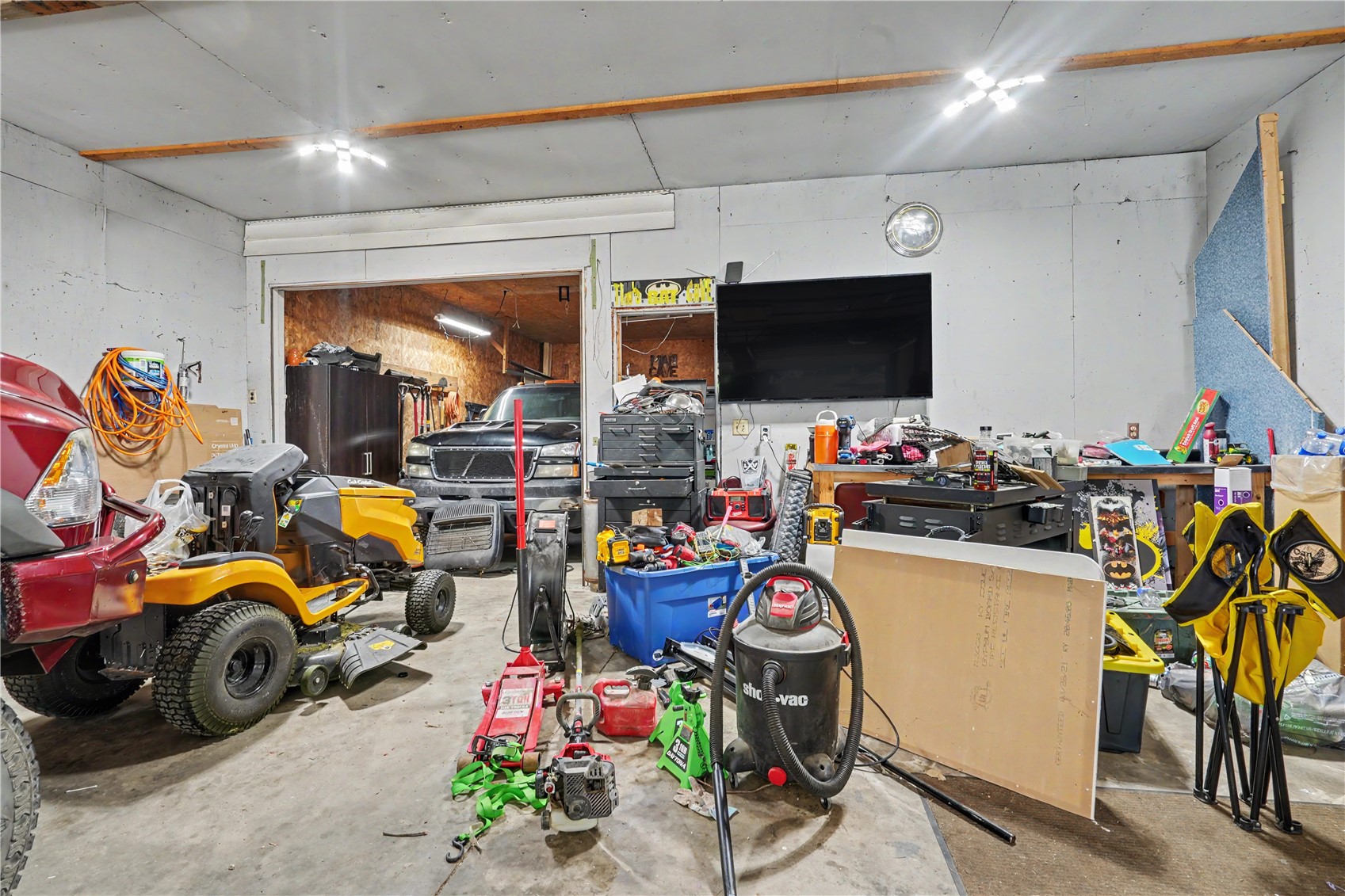 1304 Grande Avenue Center Point IA 52213