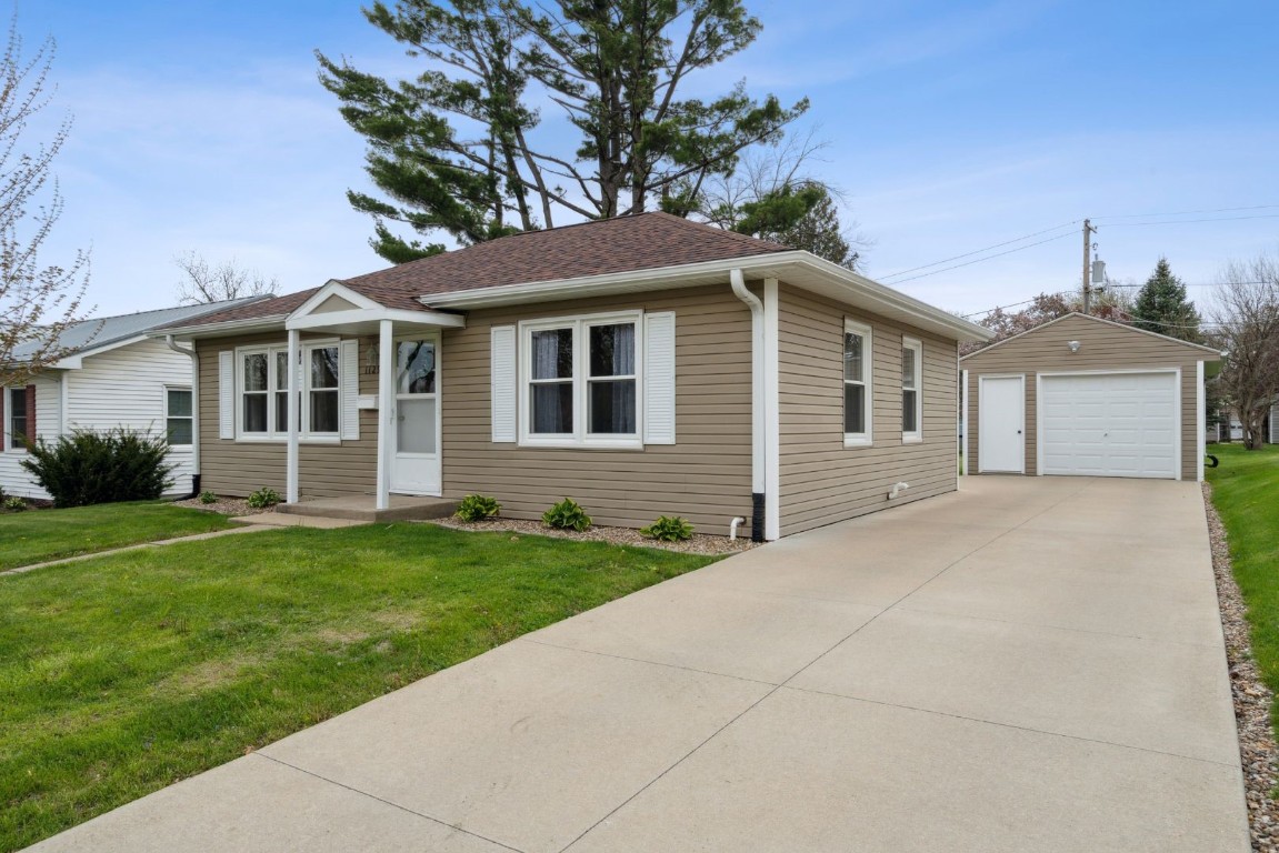 1129 Washington Drive Marion IA 52302