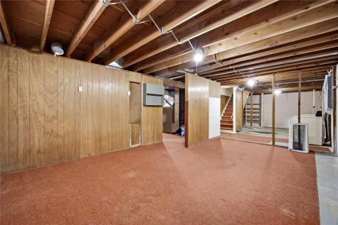 2965 15th Avenue Marion IA 52302
