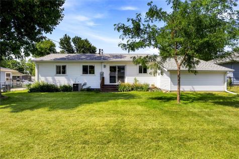 2965 15th Avenue Marion IA 52302