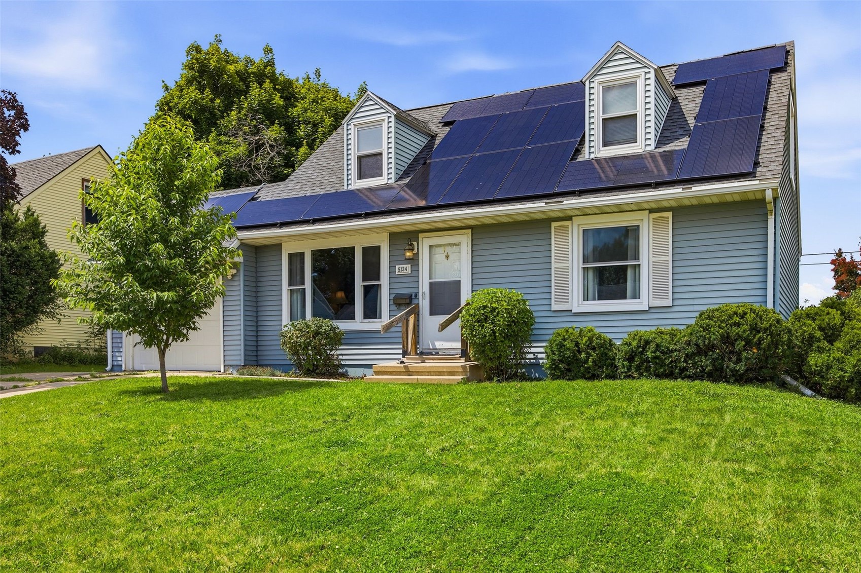 5134 Gordon Avenue NW Cedar Rapids IA 52405