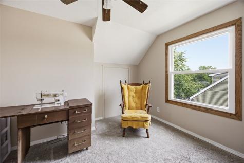 5134 Gordon Avenue NW Cedar Rapids IA 52405