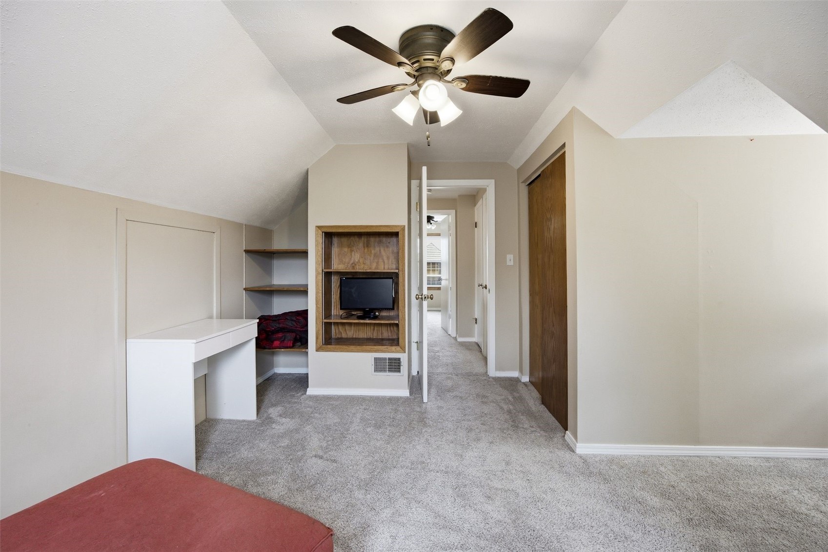 5134 Gordon Avenue NW Cedar Rapids IA 52405
