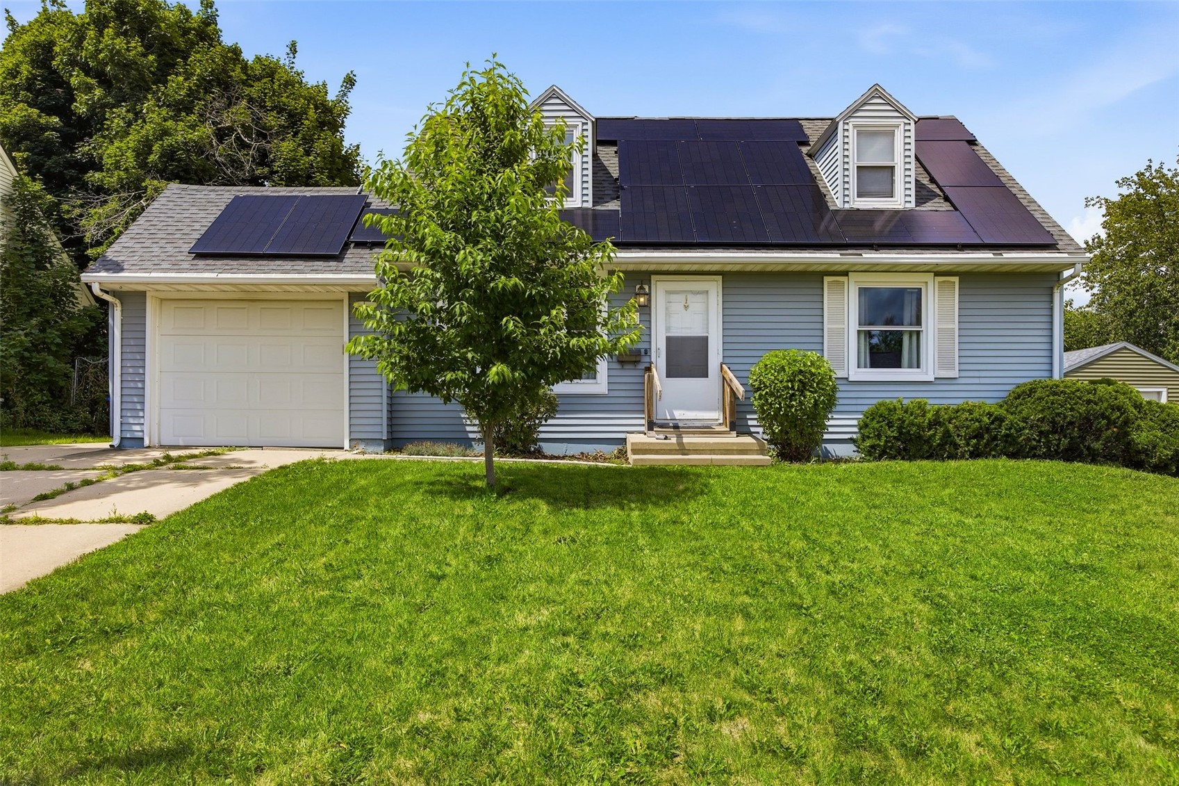 5134 Gordon Avenue NW Cedar Rapids IA 52405