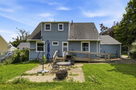 5134 Gordon Avenue NW Cedar Rapids IA 52405