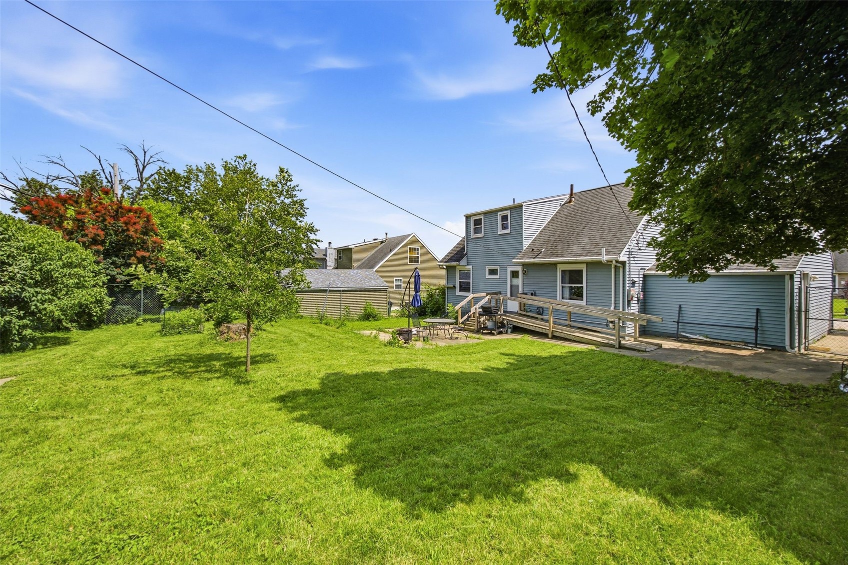 5134 Gordon Avenue NW Cedar Rapids IA 52405