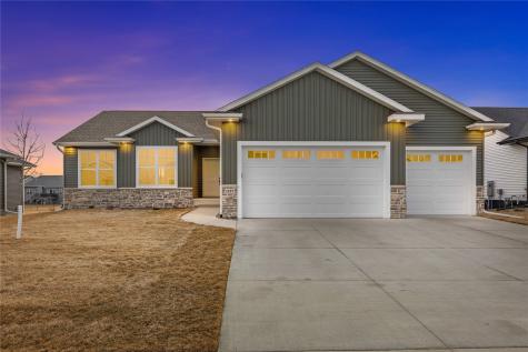 1297 Hickory Ridge Drive Marion IA 52302