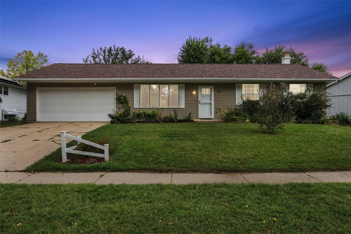130 Carnaby Drive NE Cedar Rapids IA 52402