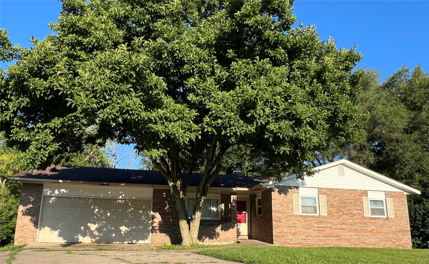 1010 16th Avenue Coralville IA 52241