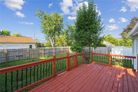 513 33rd Street NE Cedar Rapids IA 52402