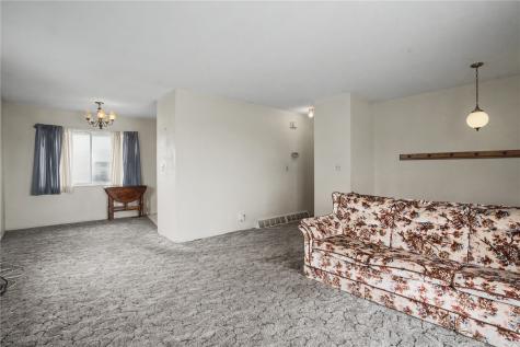 3107 Coral Lane SW Cedar Rapids IA 52404