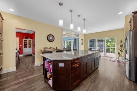 5001 Dewees Court Cedar Rapids IA 52411