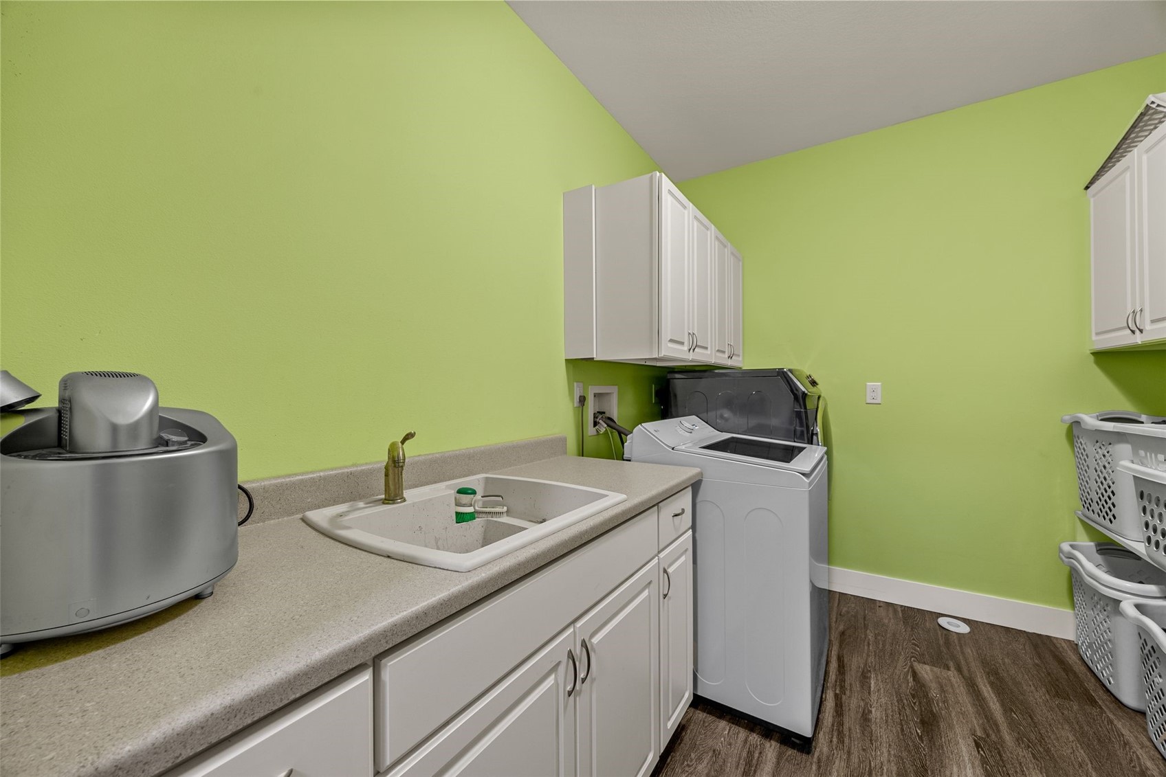 5001 Dewees Court Cedar Rapids IA 52411
