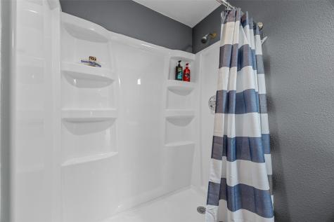 5001 Dewees Court Cedar Rapids IA 52411