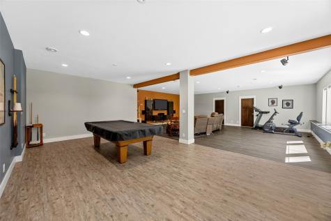 5001 Dewees Court Cedar Rapids IA 52411