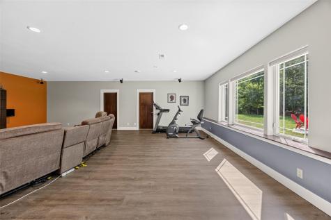 5001 Dewees Court Cedar Rapids IA 52411