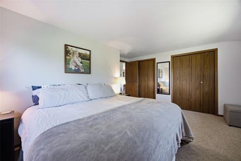 7698 32nd Avenue Norway IA 52318