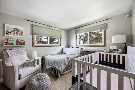 7698 32nd Avenue Norway IA 52318