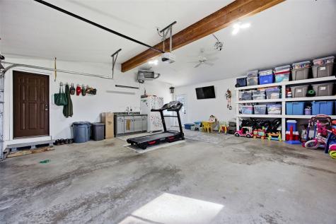 7698 32nd Avenue Norway IA 52318