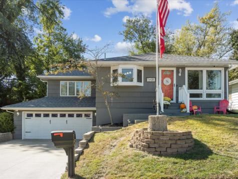 1401 Harold Drive SE Cedar Rapids IA 52403