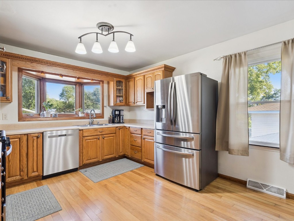 1401 Harold Drive SE Cedar Rapids IA 52403