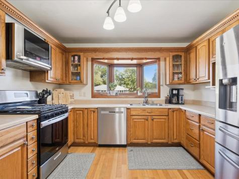 1401 Harold Drive SE Cedar Rapids IA 52403