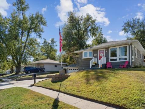 1401 Harold Drive SE Cedar Rapids IA 52403