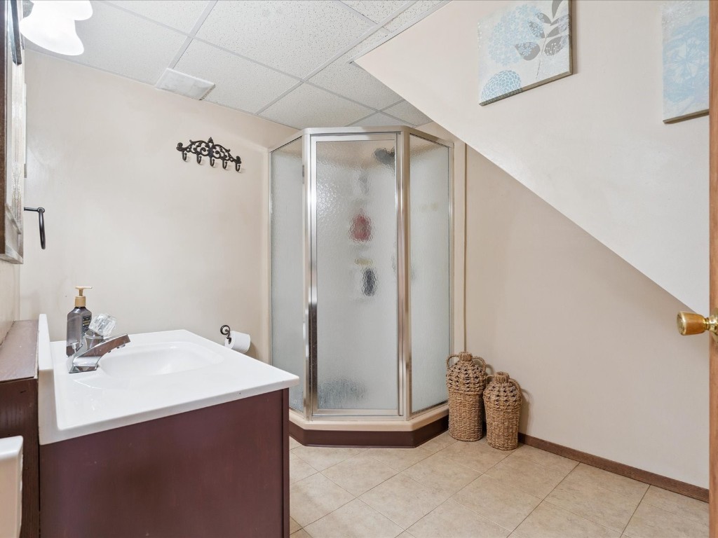 1401 Harold Drive SE Cedar Rapids IA 52403