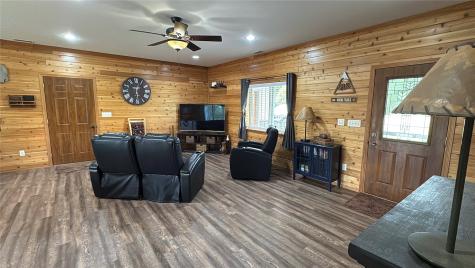 304 Buck Ridge Court Guttenberg IA 52052