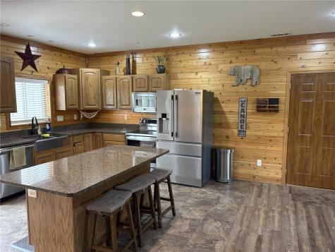 304 Buck Ridge Court Guttenberg IA 52052