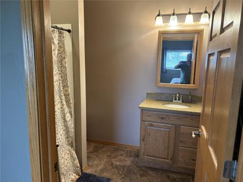 304 Buck Ridge Court Guttenberg IA 52052