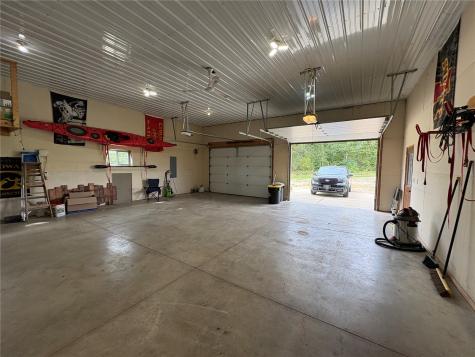 304 Buck Ridge Court Guttenberg IA 52052