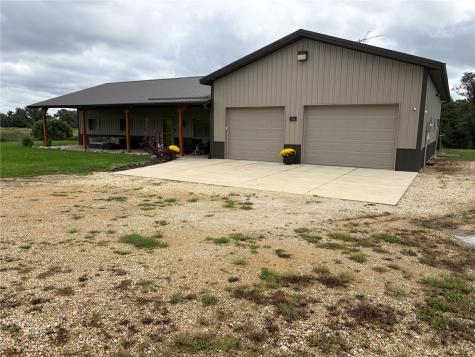 304 Buck Ridge Court Guttenberg IA 52052