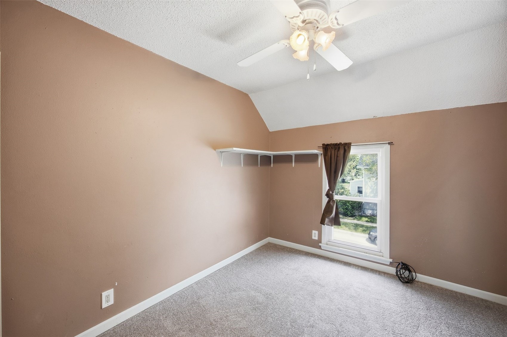 900 E Avenue NW Cedar Rapids IA 52405
