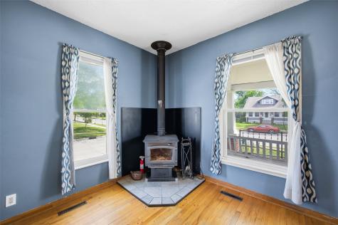 900 E Avenue NW Cedar Rapids IA 52405