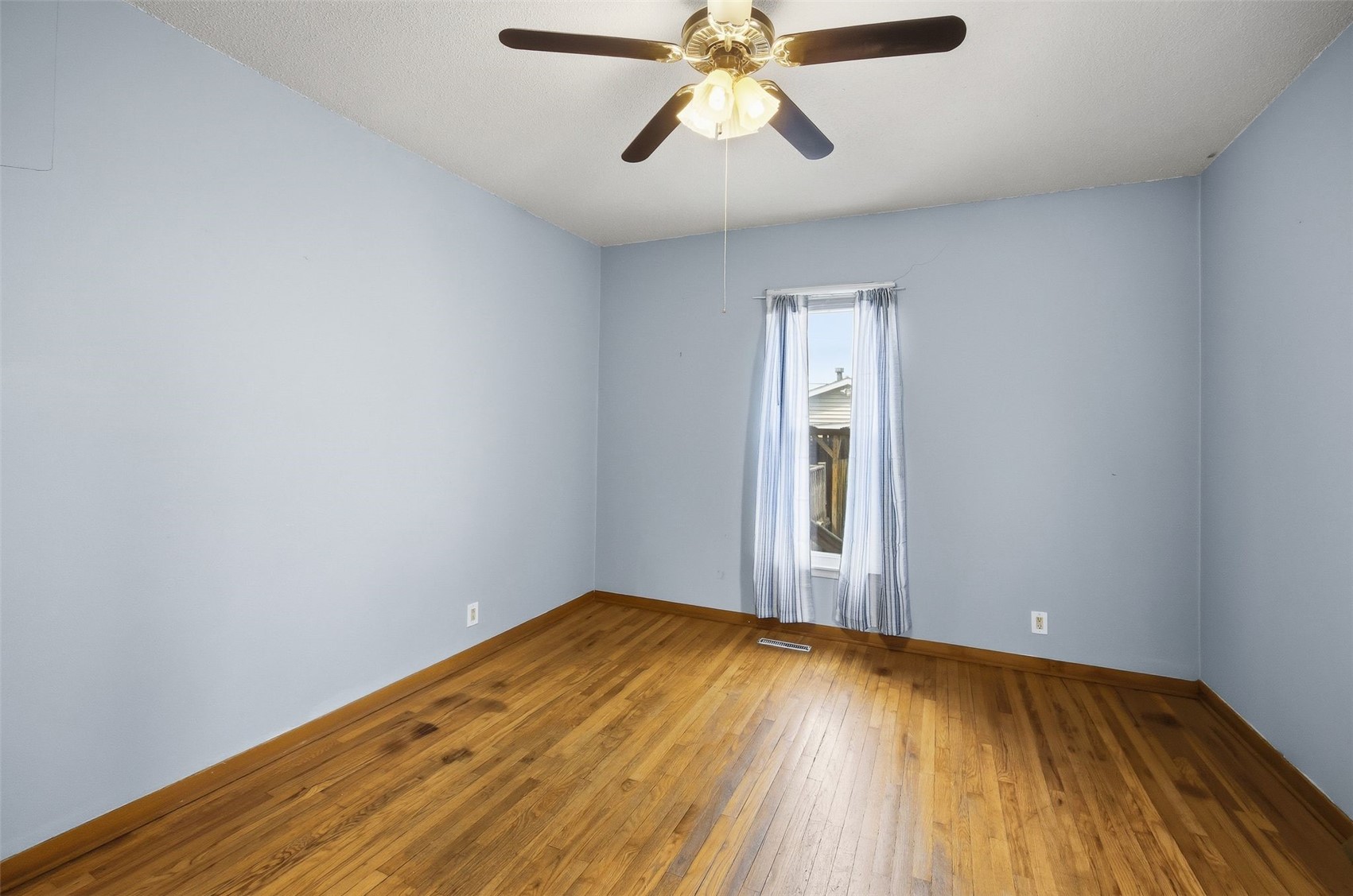 900 E Avenue NW Cedar Rapids IA 52405