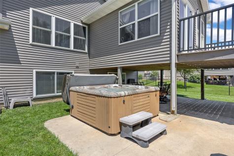 3601 Prairie Creek Road SW Cedar Rapids IA 52404